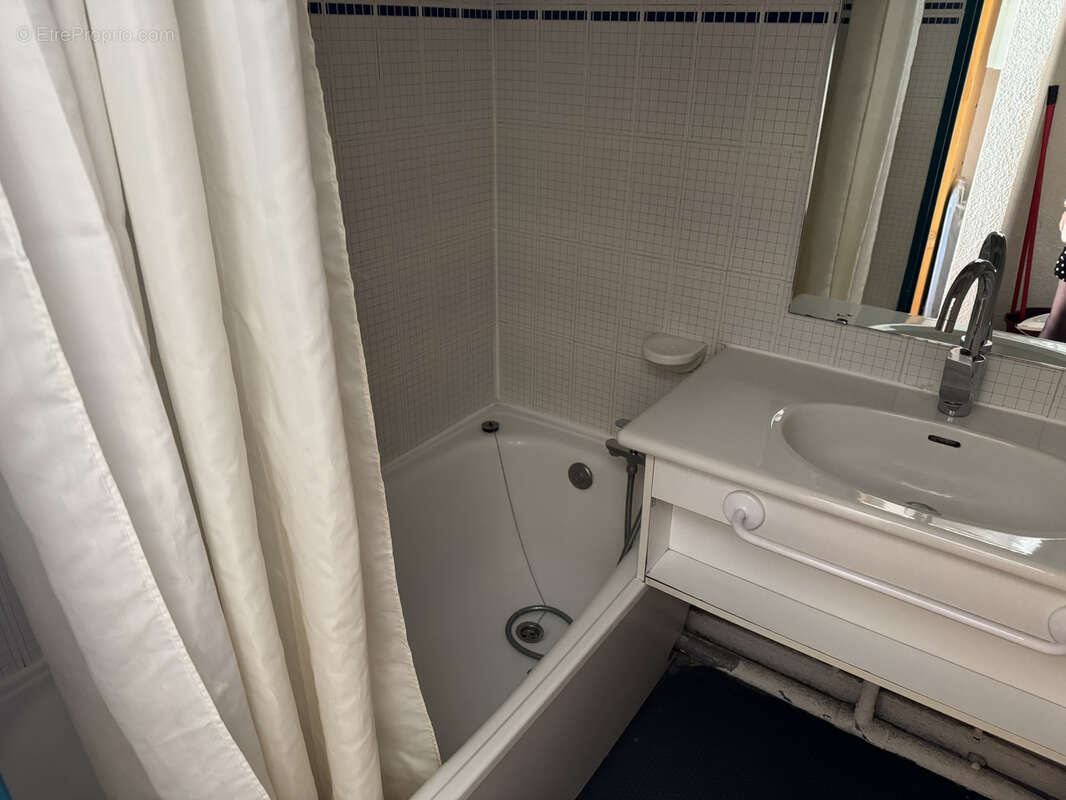 Appartement à AVRIEUX