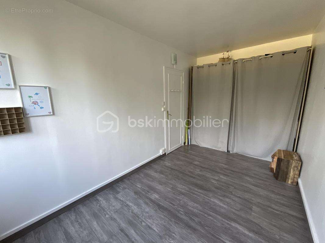 Beau duplex de 62 m² à 12 min à pied du rer b la croix-de-berny (limite antony) - photo 19