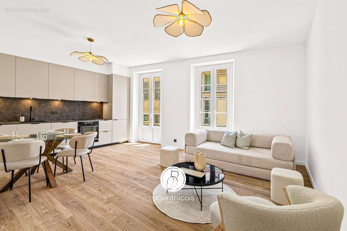 Nice // carré d'or - rue de france : 3 pieces /  balcon sud / rénové / avant dernier etage - photo 2