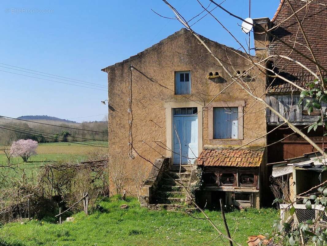 20260225141855 - Maison à COUX-ET-BIGAROQUE