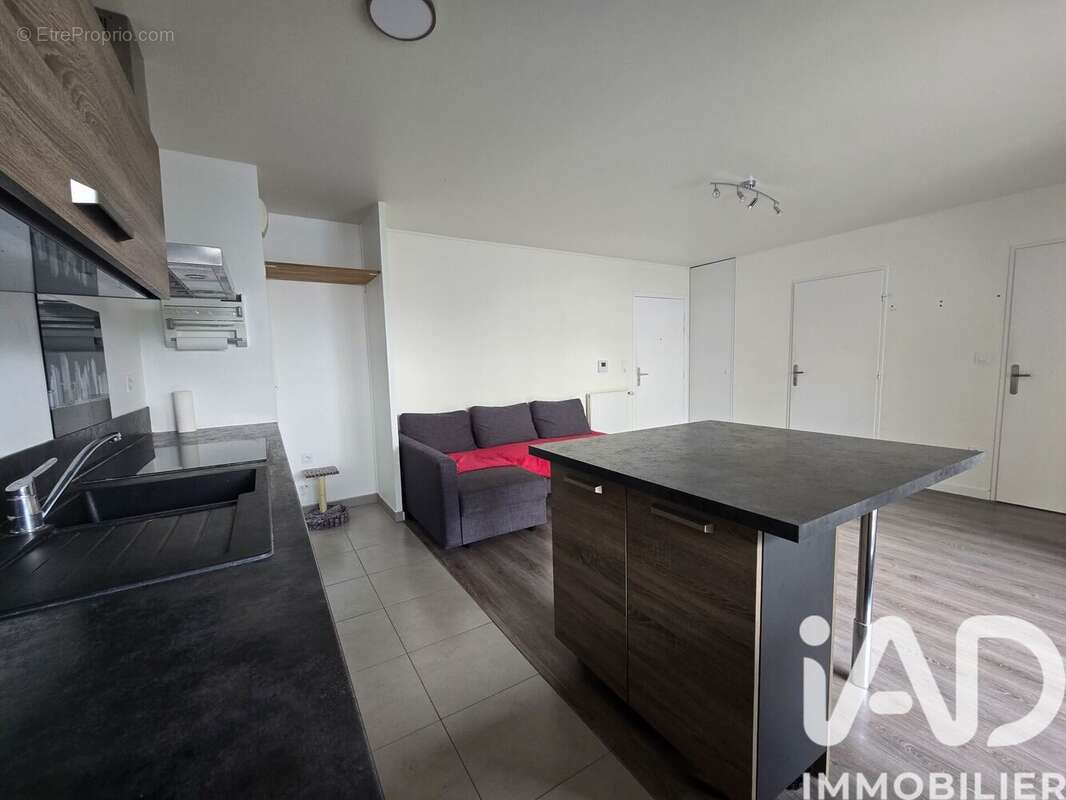 Photo 2 - Appartement à ELANCOURT