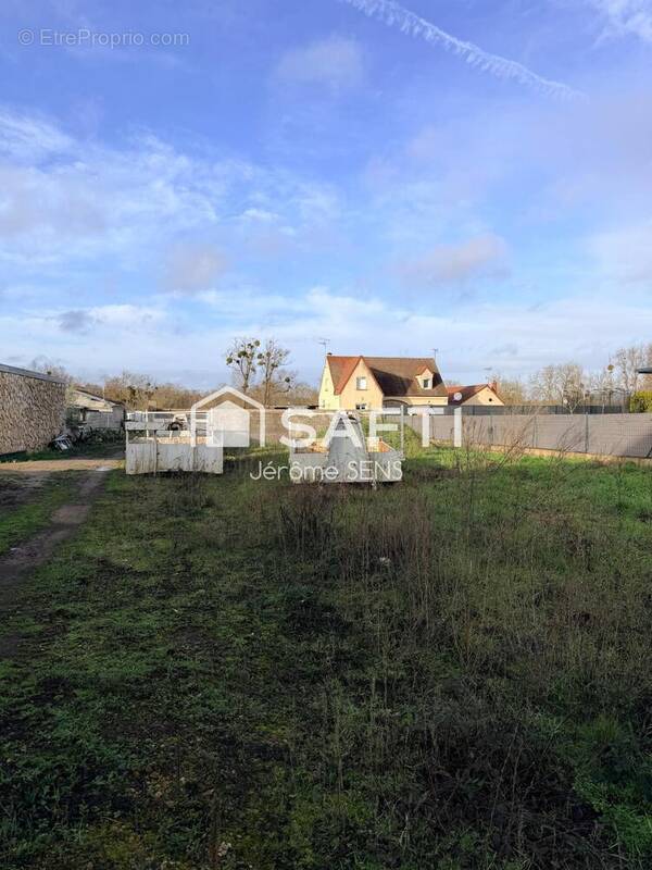Photo 1 - Terrain à TRIEL-SUR-SEINE