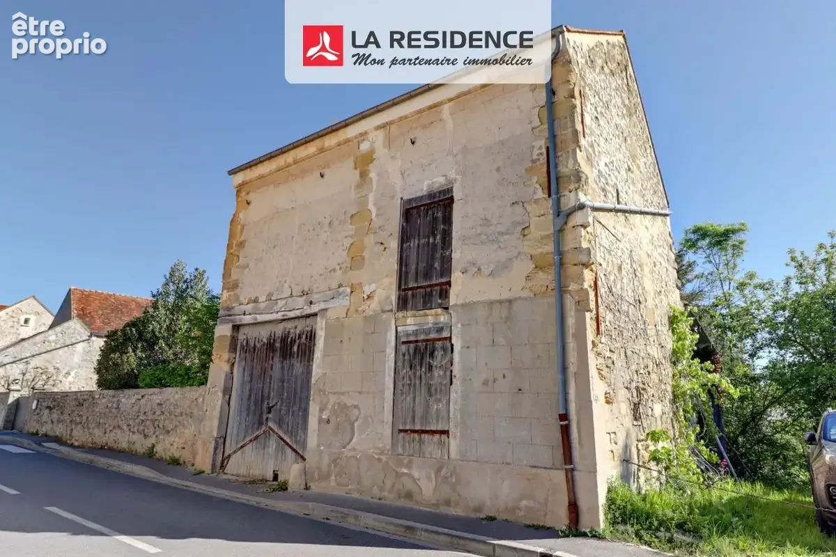 Maison à JOUY-LE-MOUTIER