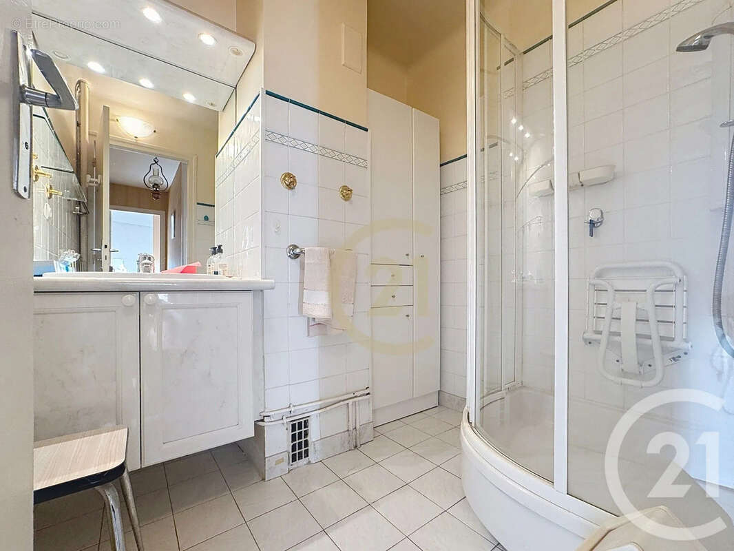 Appartement à PARIS-12E