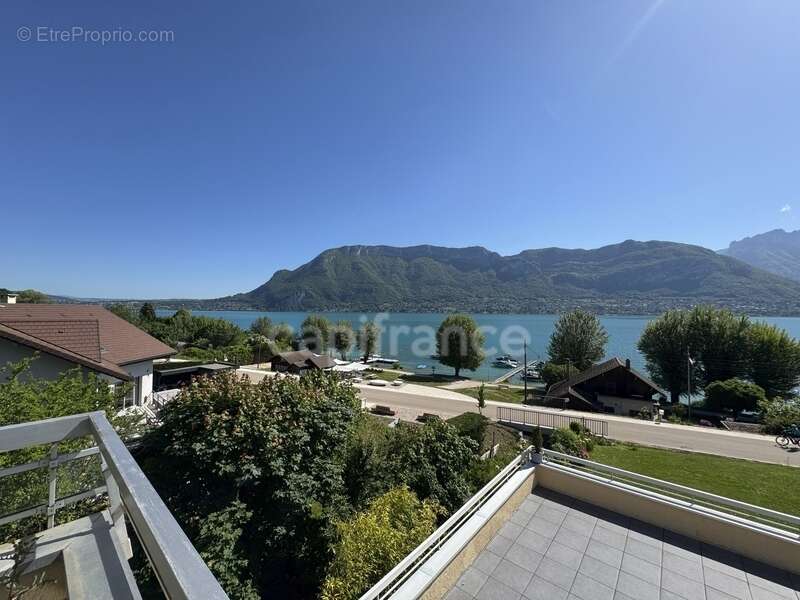 Appartement à SEVRIER