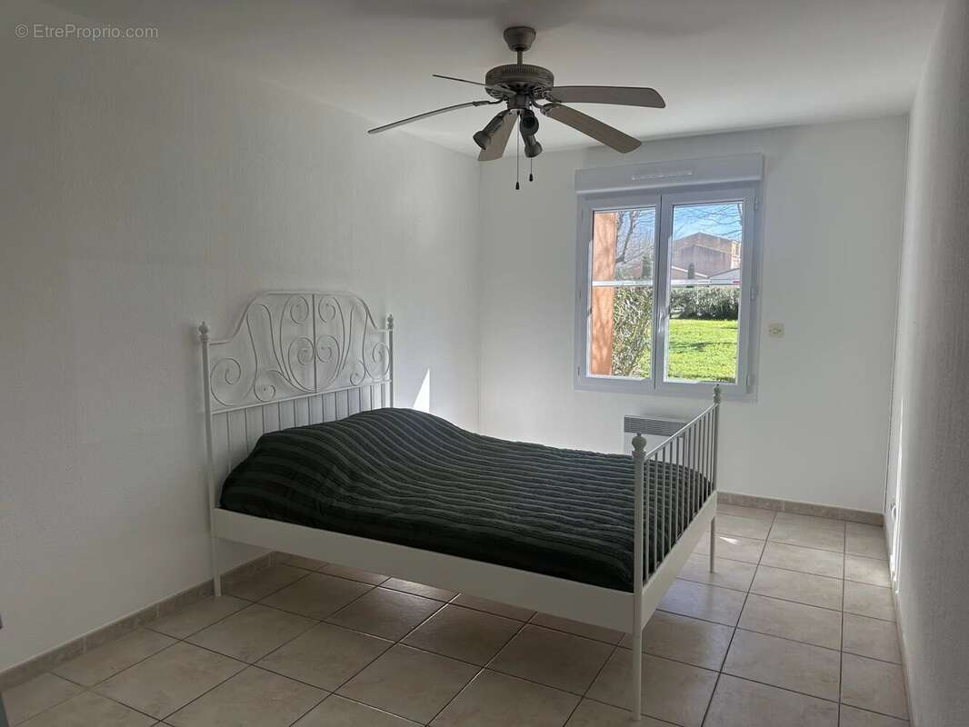 Appartement à SAINT-MARTIN-DE-CRAU
