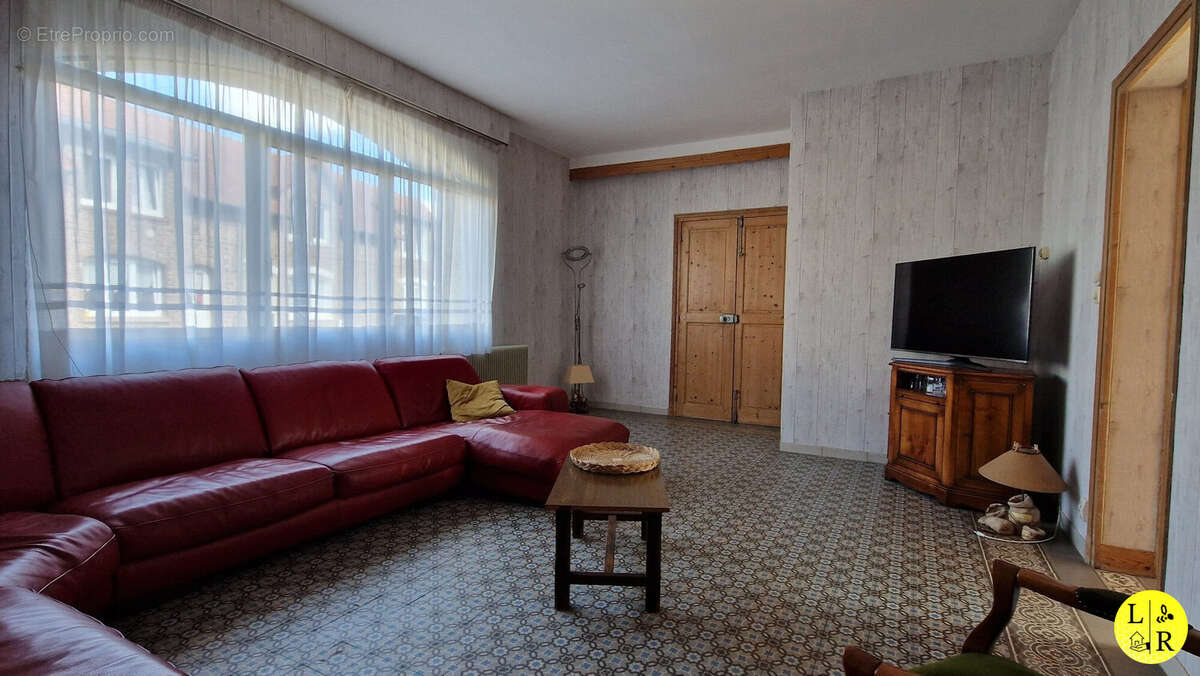 Maison 241 m² à Feuchy  - photo 4