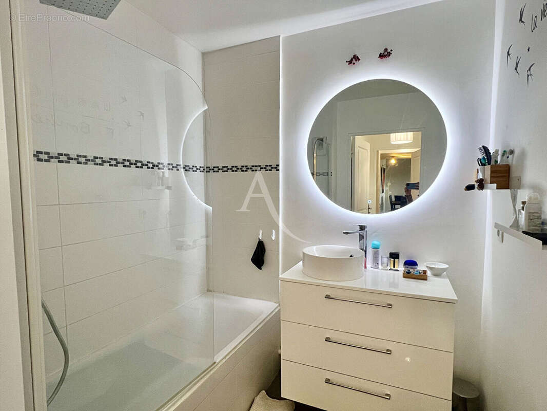 Appartement à MARSEILLE-12E