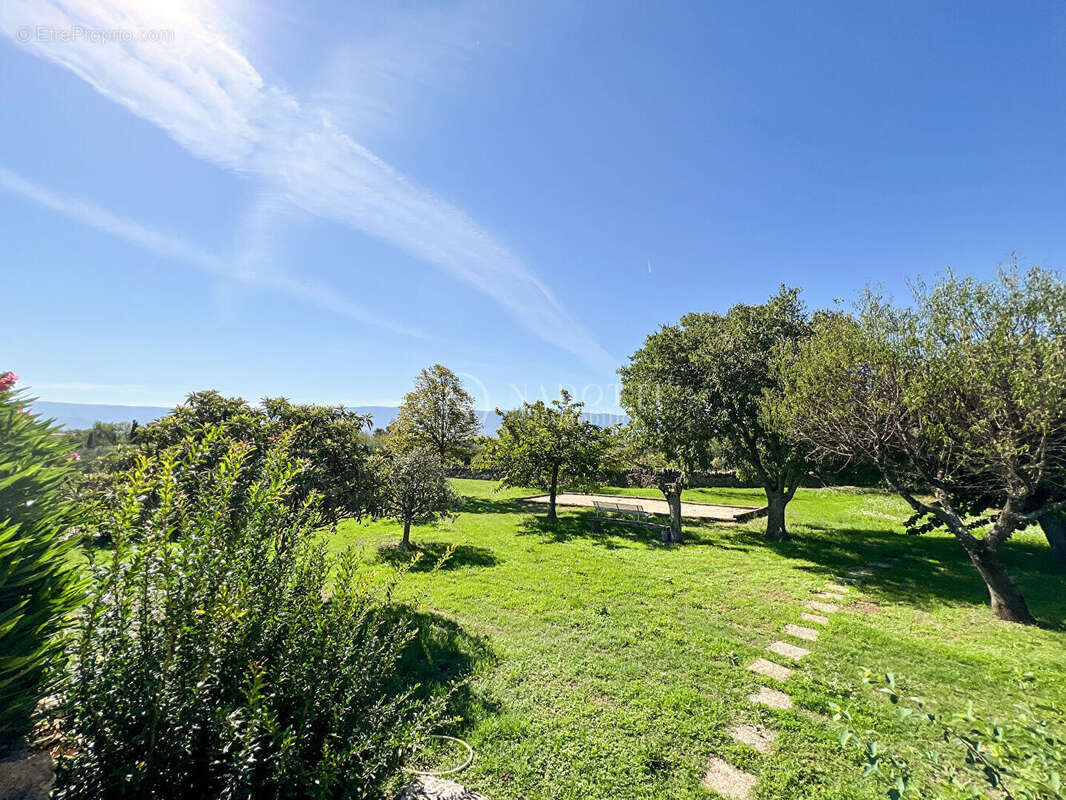 Maison à CABRIERES-D'AVIGNON