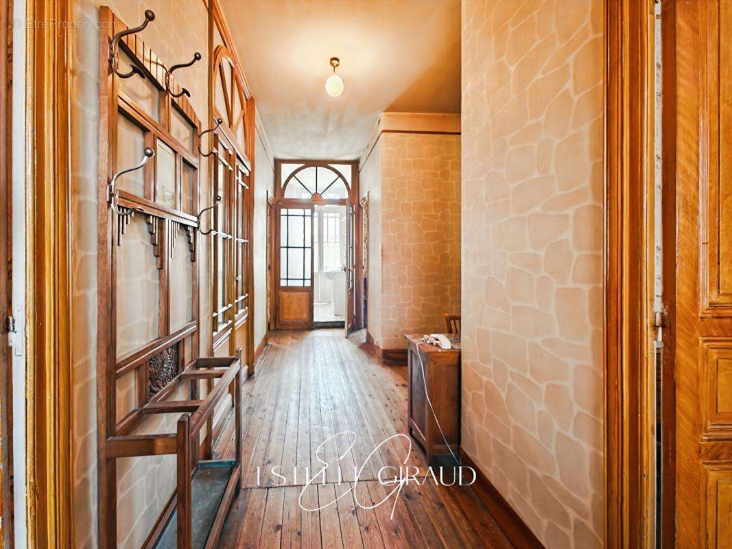 Maison à CAUNES-MINERVOIS