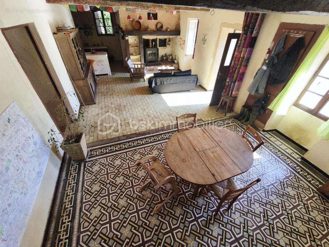 Maison à AURIONS-IDERNES