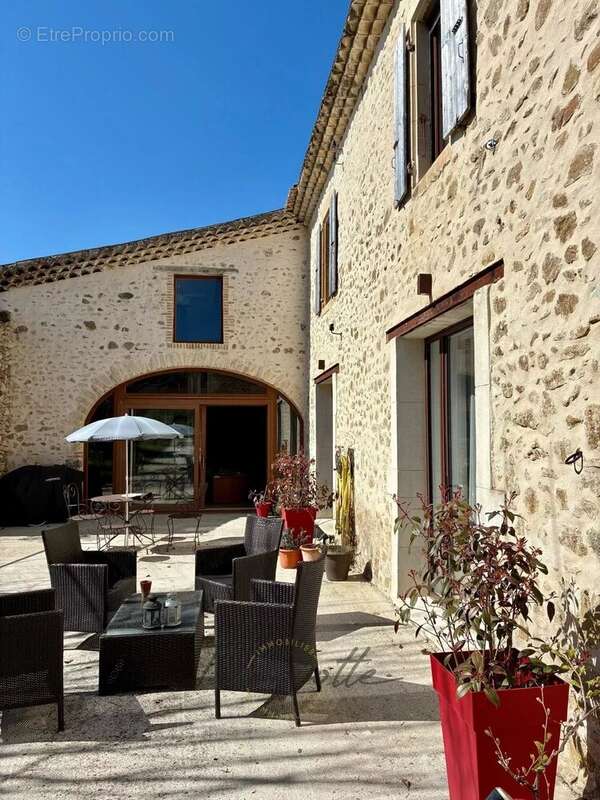 Maison à BONLIEU-SUR-ROUBION