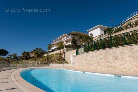 Appartement à LE CANNET