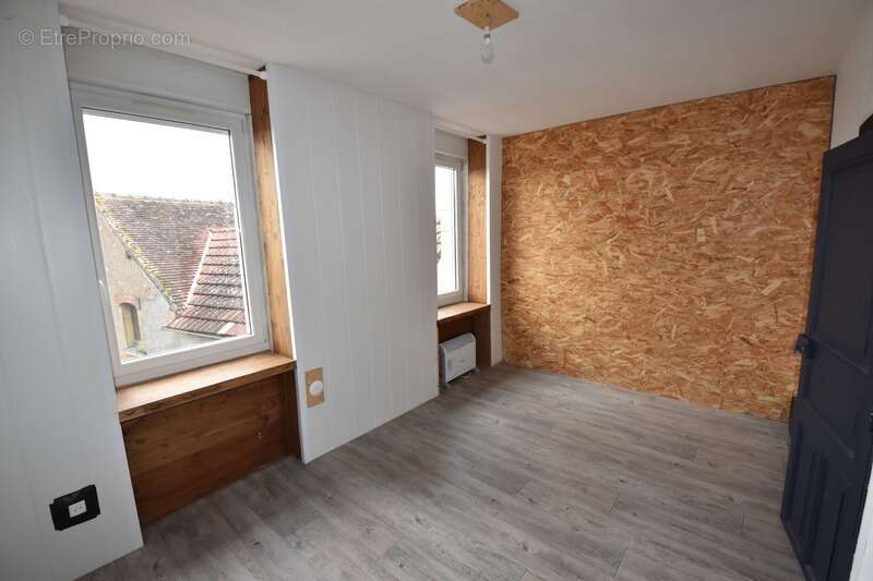 Immeuble à vendre NEUVY GRANDCHAMP (71) - photo 10