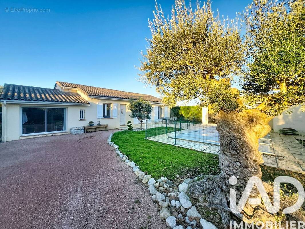 Photo 1 - Maison à ONDES