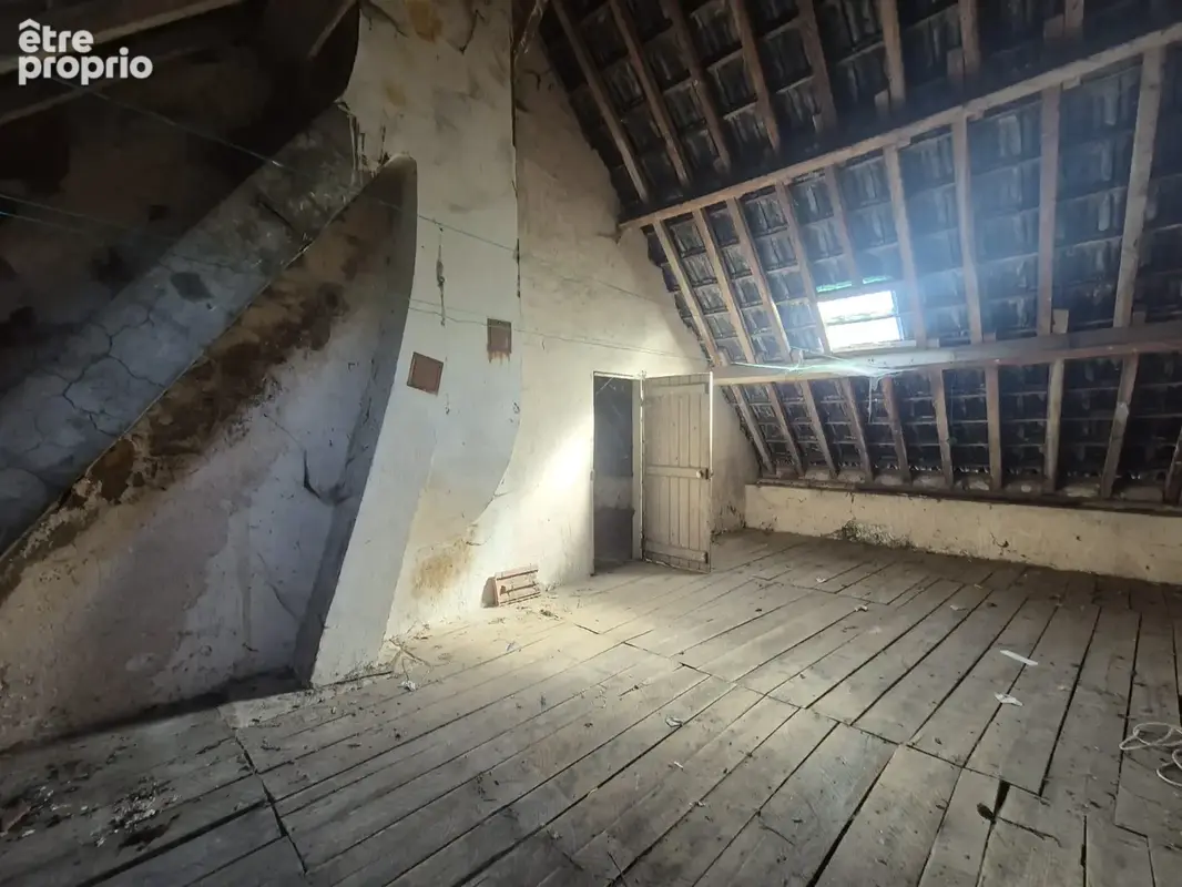 Maison de caractère avec dépendances sur 3 400 m2   Fort potentiel - photo 13