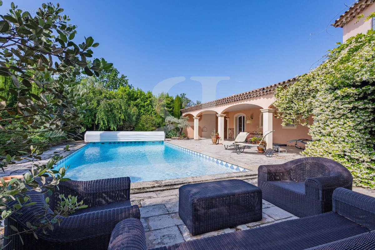 Maison à VAISON-LA-ROMAINE