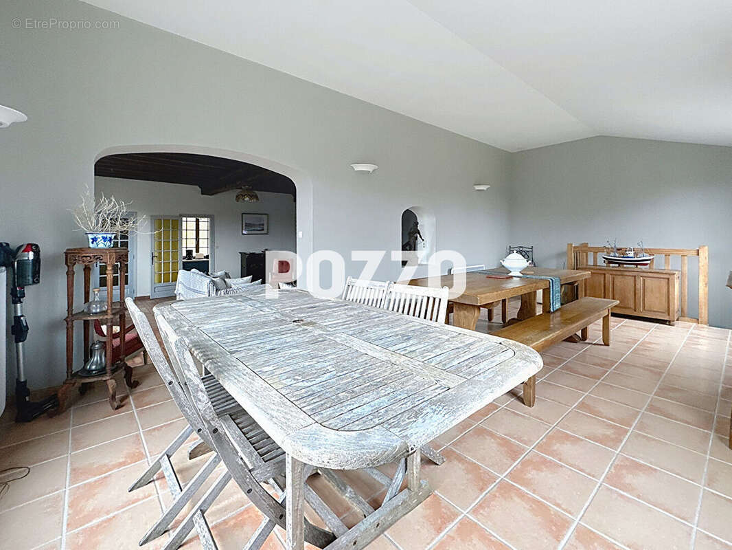 A Vendre - Genêts - Maison 5 pièce(s) 147 m² - BAIE DU MONT ST MICHEL - Plage du Bec d'Andaine - photo 8