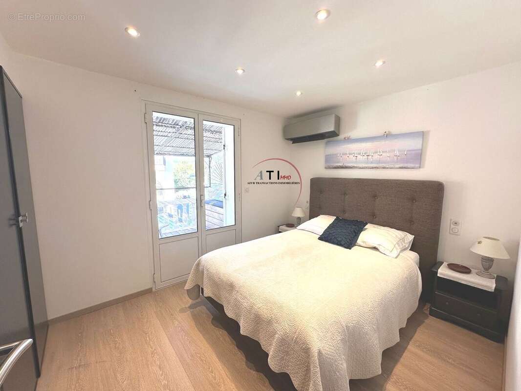 Appartement à GRIMAUD