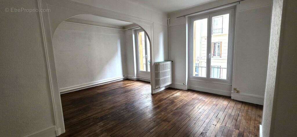 Appartement à LEVALLOIS-PERRET