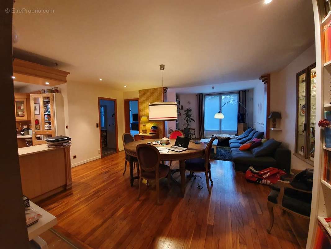 Appartement à VILLEMOMBLE