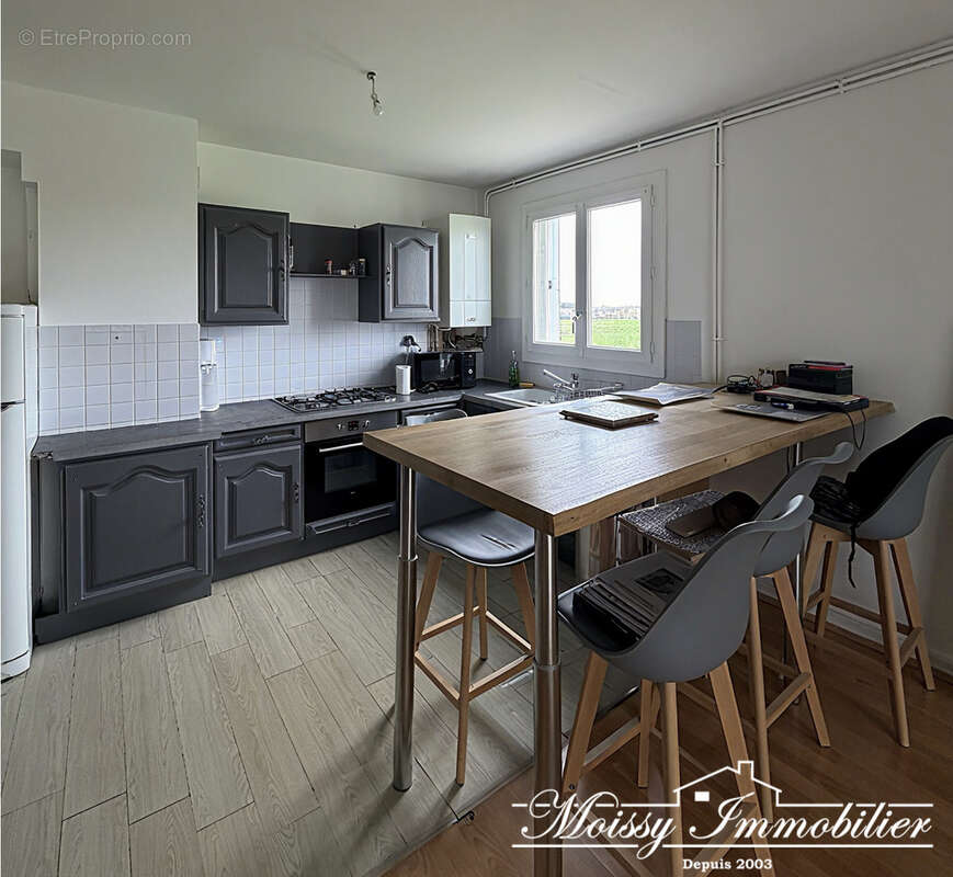 Appartement à MOISSY-CRAMAYEL