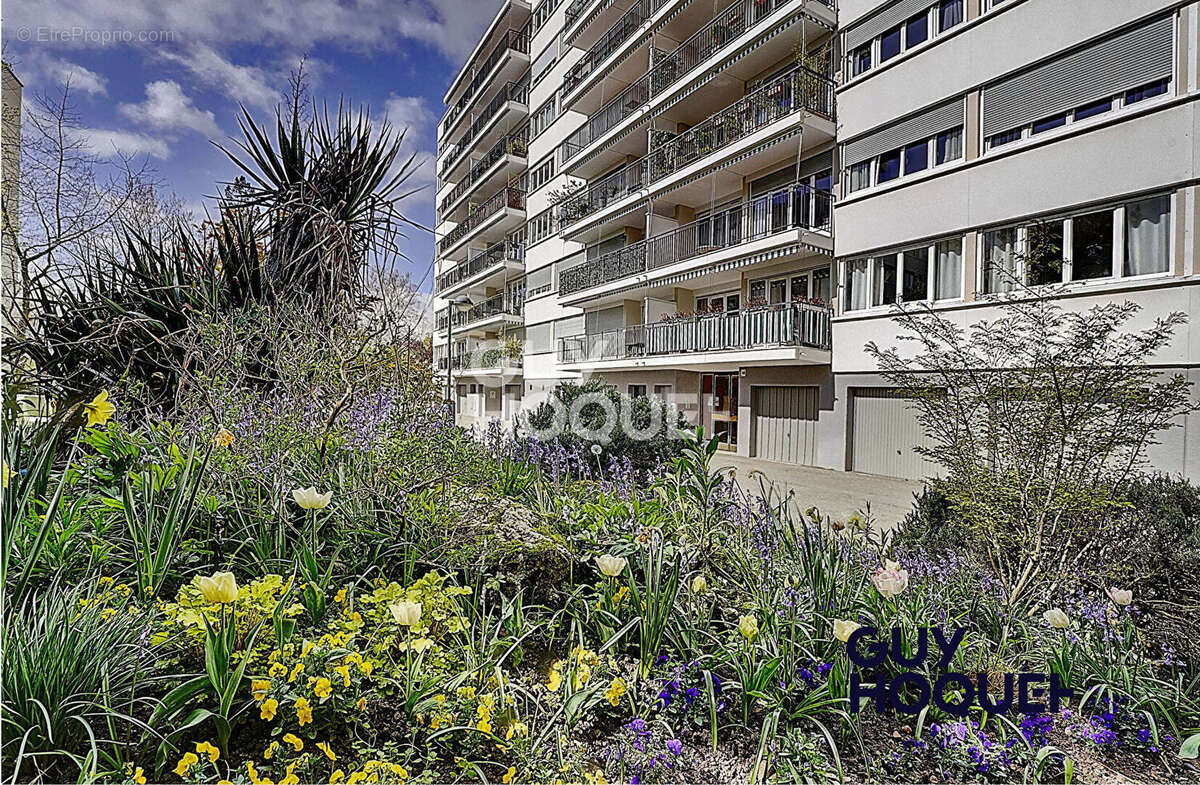 Appartement à SAINTE-FOY-LES-LYON