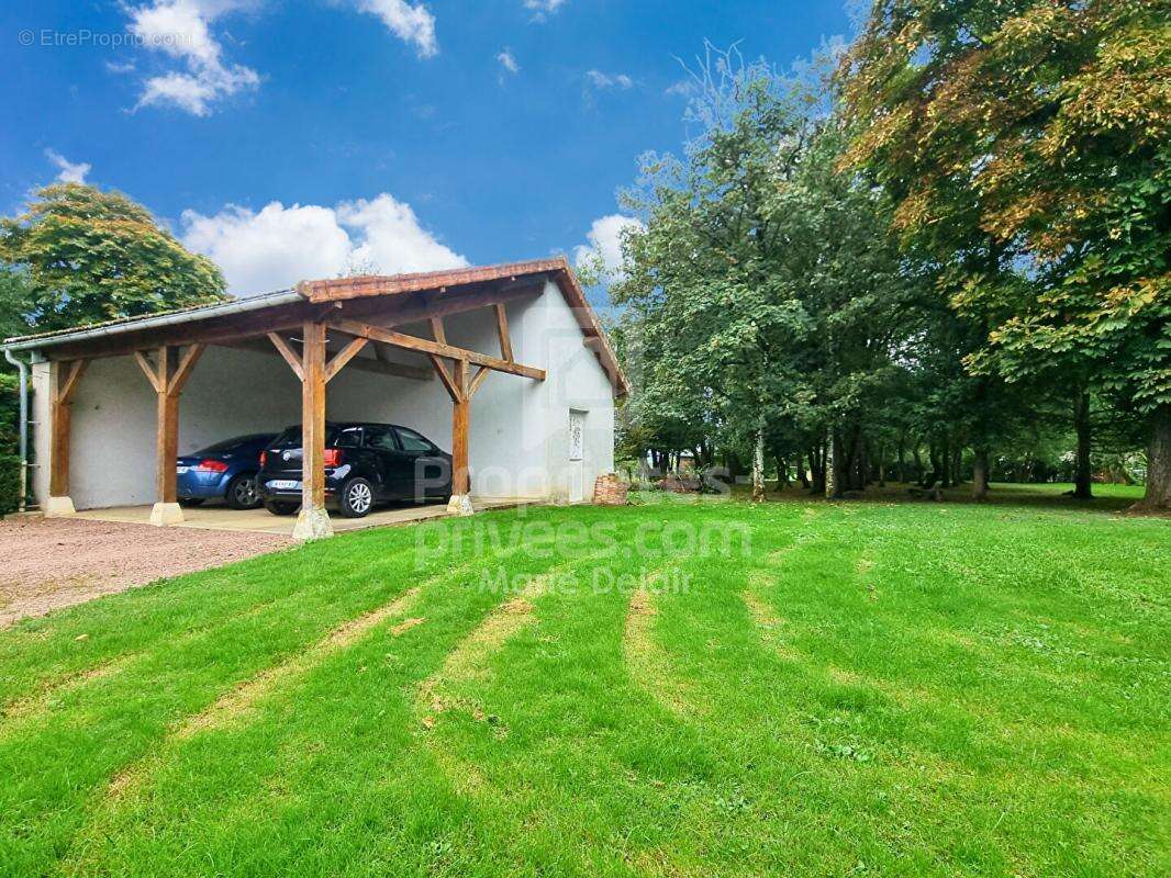 Maison Saint Loup Des Bois 6 pièce(s) 174 m2 - photo 18