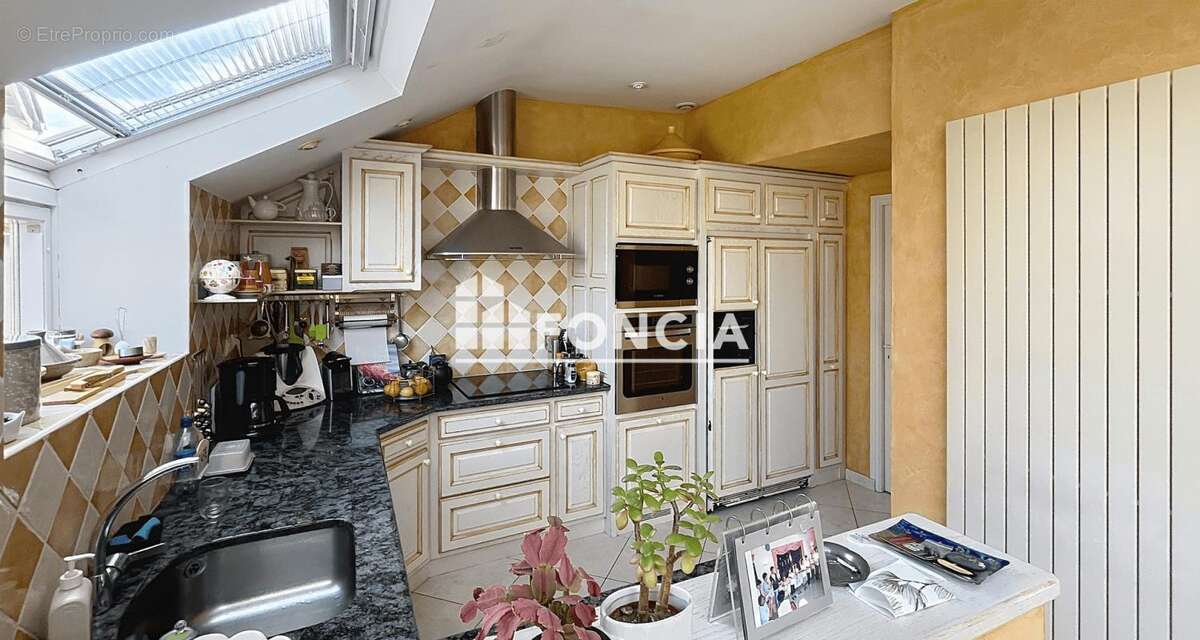 Maison à CERISY-BELLE-ETOILE