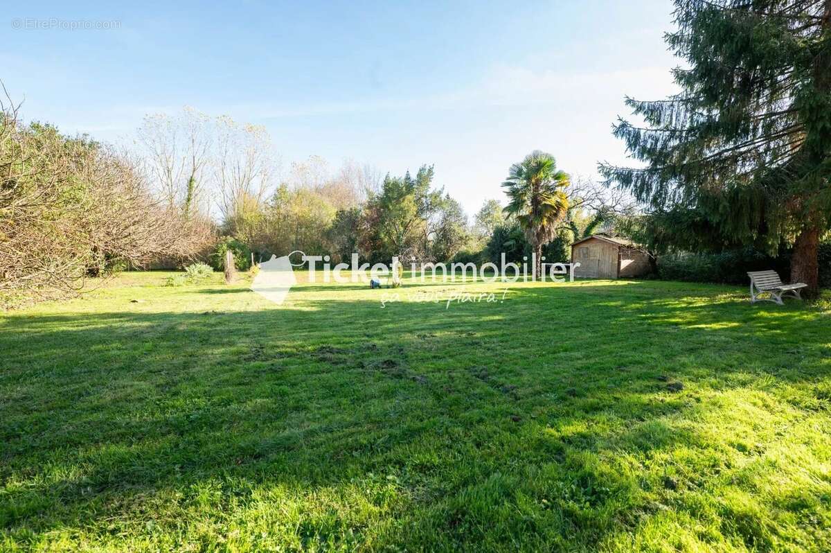  Maison 140 m² + T2 + T3 + Garage – Grand terrain 1 350m² – Saint-Paul-sur-Save - photo 18