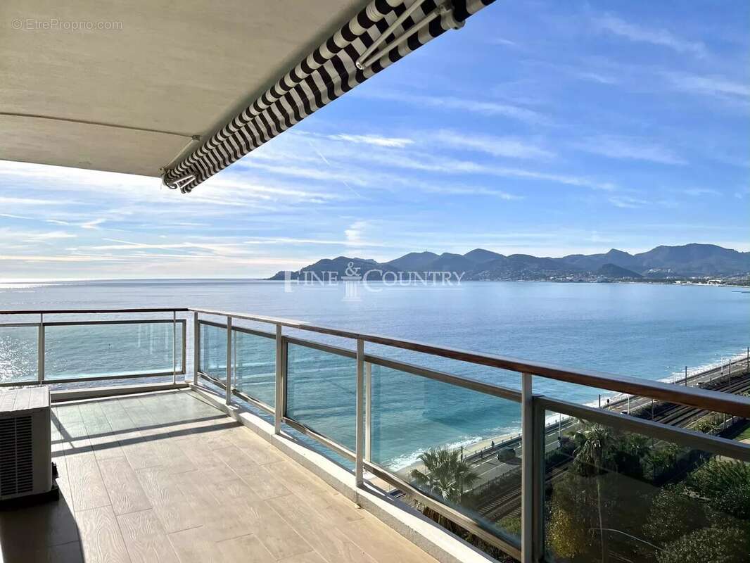 Appartement à CANNES