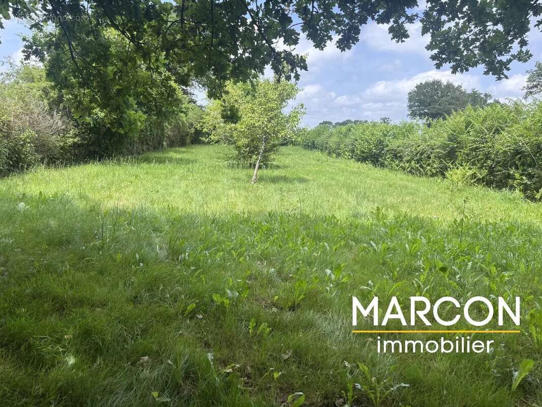 Maison à ARNAC-LA-POSTE