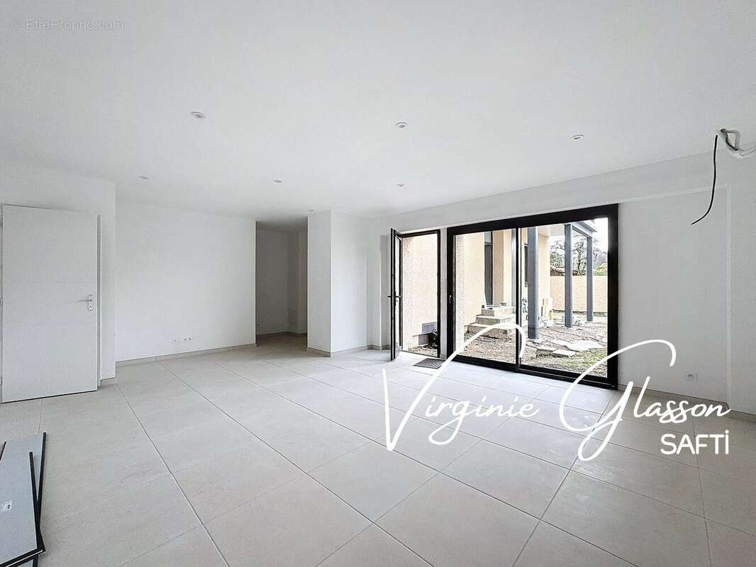 Photo 3 - Appartement à HEYRIEUX