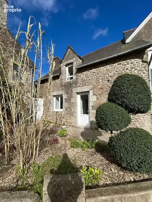 SAINT CARREUC : Maison de bourg  2 chambres - photo 3