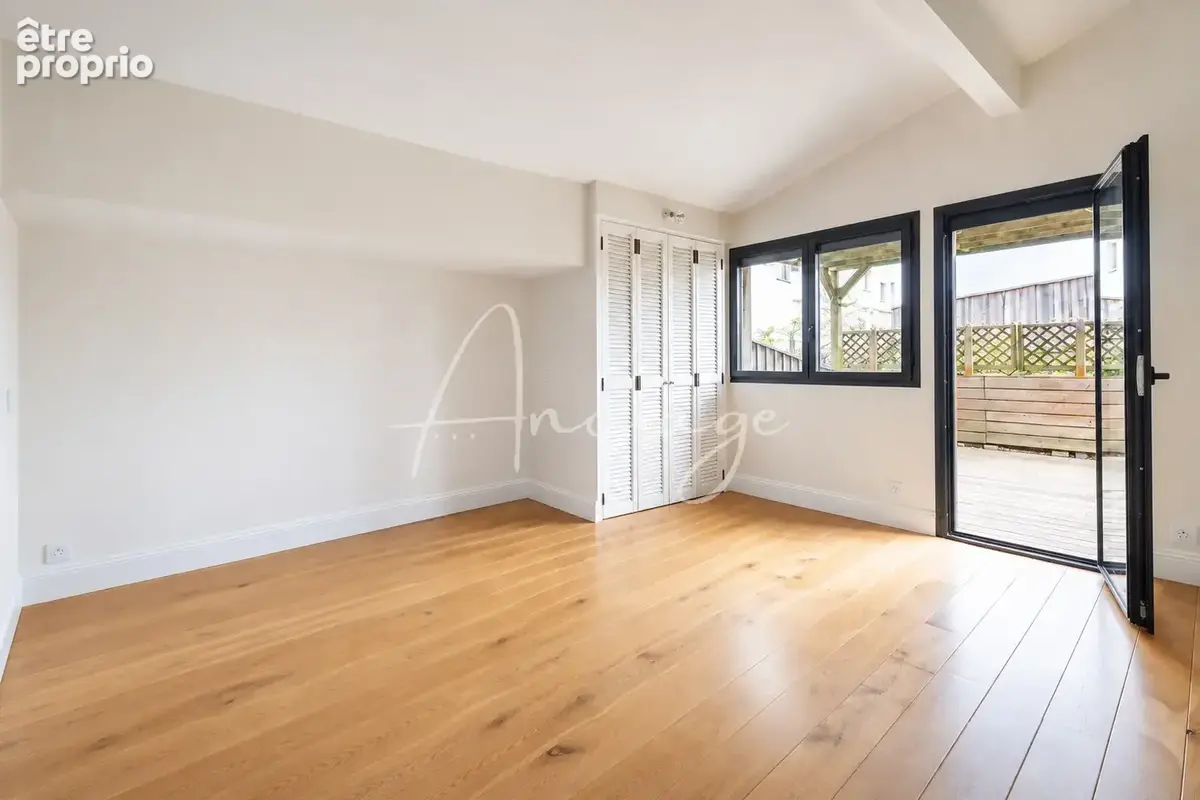 Bordeaux saint genes - duplex avec terrasses - photo 9