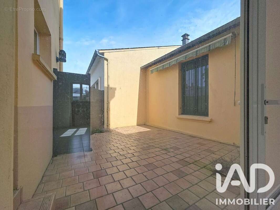 Maison 127 m² à Brehal  - photo 5