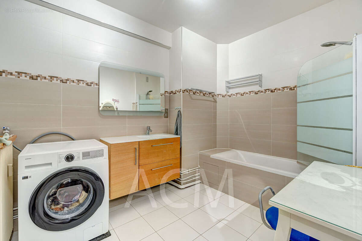 Appartement spacieux de 6 pièces à Maisons-Laffitte - Terrasse - Centre ville - photo 4