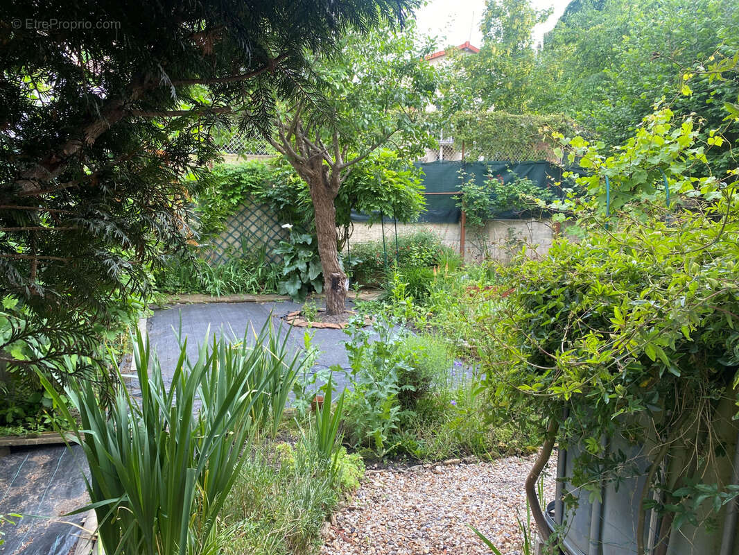 Maison à SAINT-DENIS