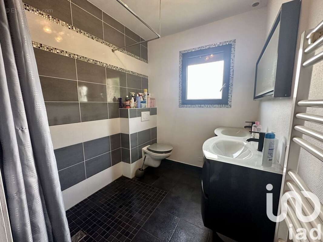 Photo 4 - Maison à ROCHE-LEZ-BEAUPRE