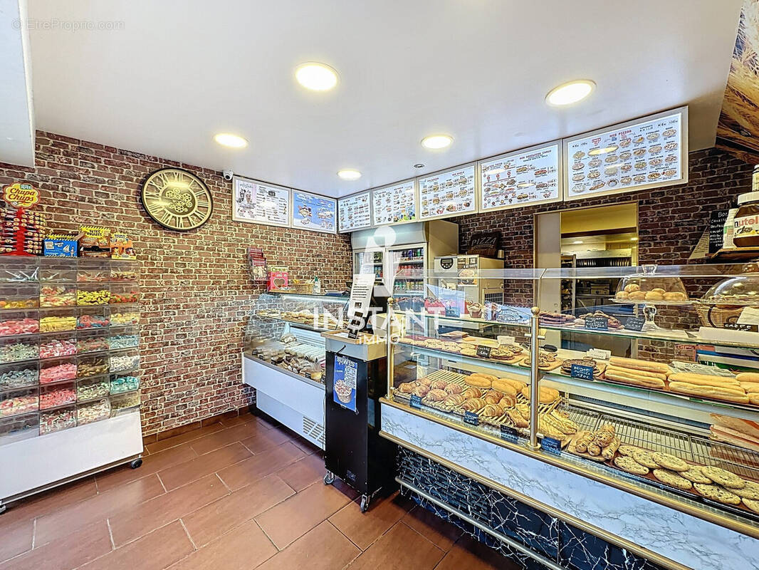 Autre à SAINT-MAUR-DES-FOSSES