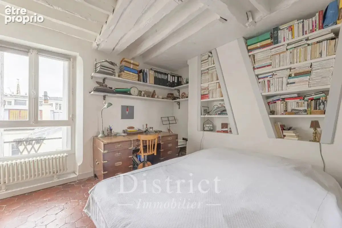 Ile St Louis - Triplex de 90m²  "Comme une maison". 3 chambres - photo 11