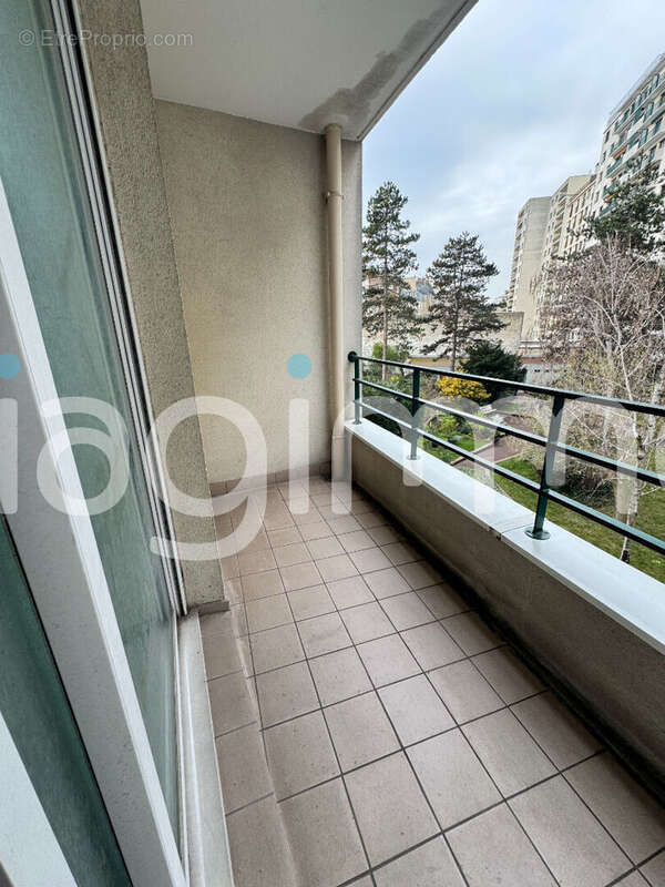Appartement à PARIS-12E