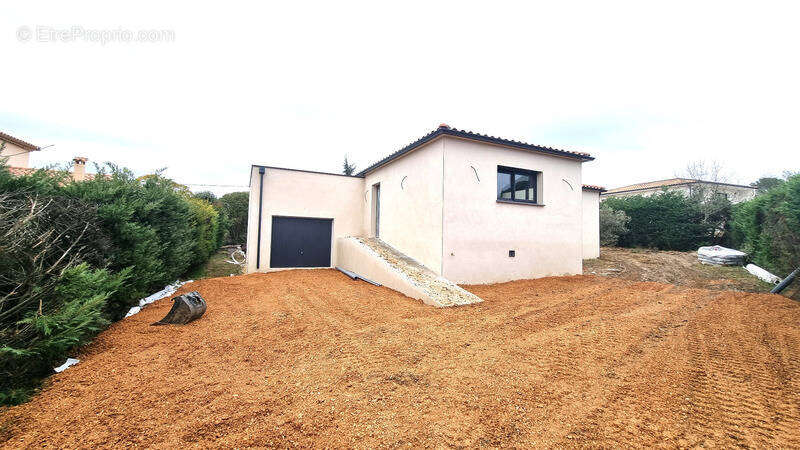 Maison à SAINT-PRIVAT-DES-VIEUX