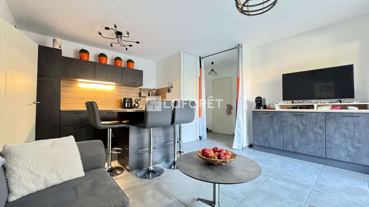Appartement à FLEURIEUX-SUR-L'ARBRESLE