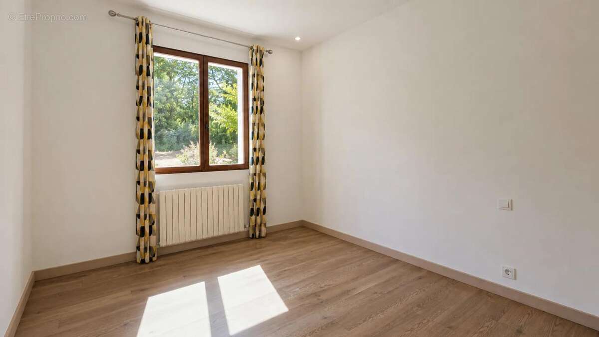 Maison de 10 pièces de 258 m² à Bayonne - photo 12