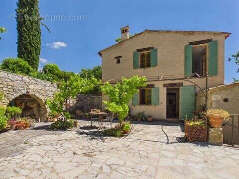 Maison à FAYENCE