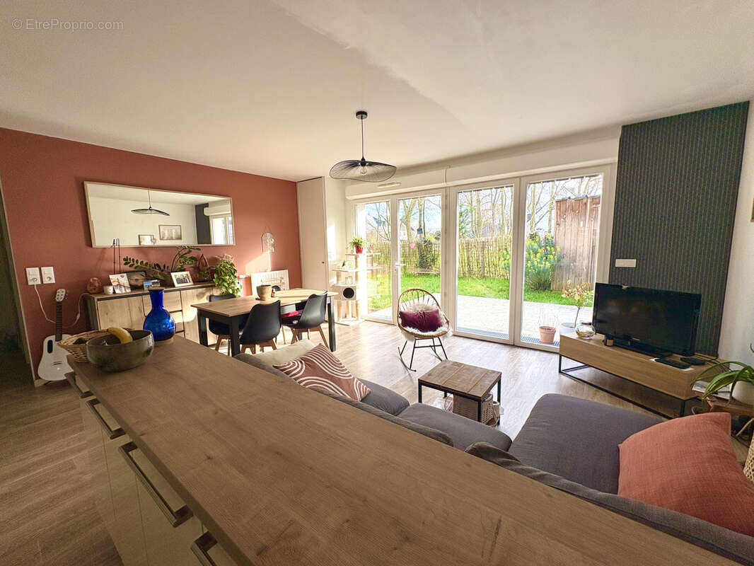 Appartement à SAINT-JACQUES-DE-LA-LANDE