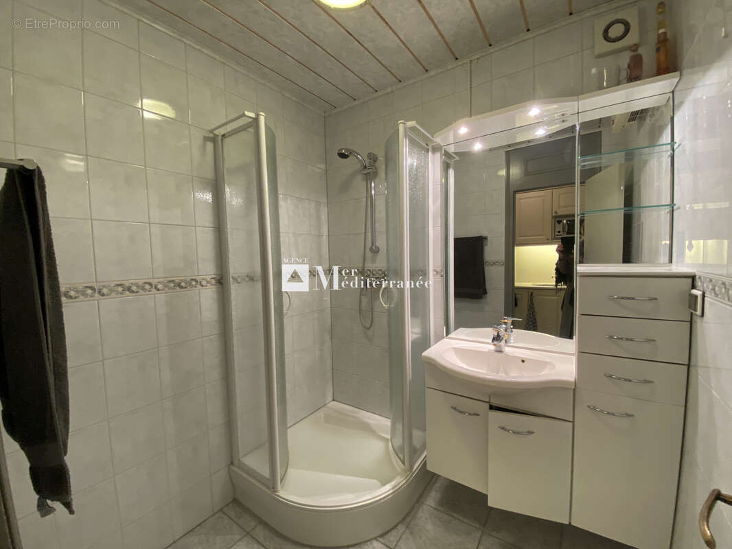 Appartement à COGOLIN