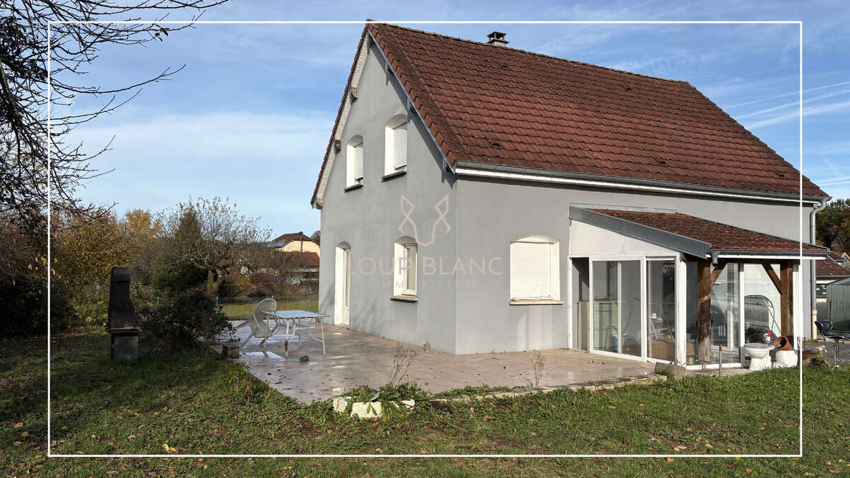 Maison à CHAMPAGNEY