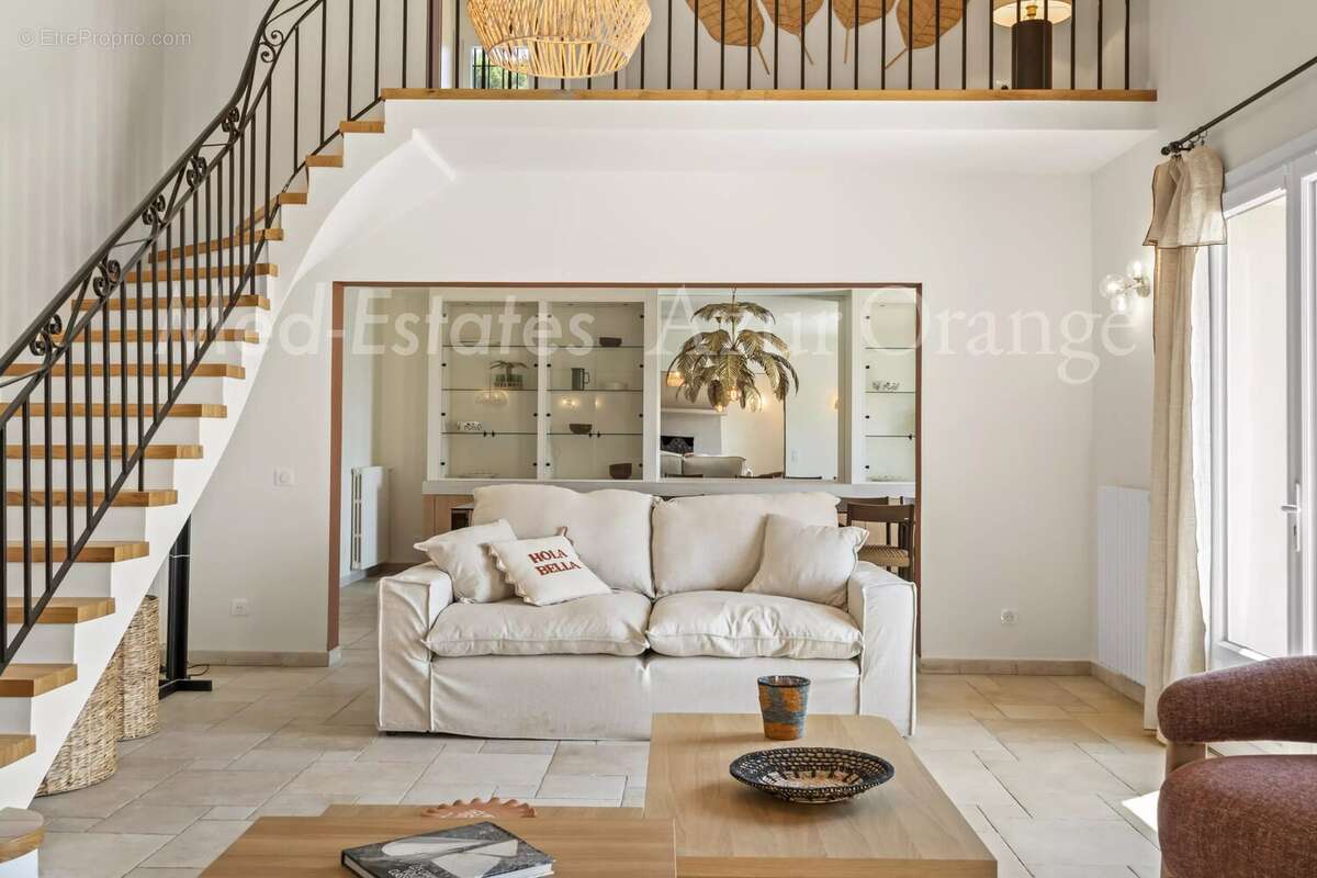 Élégante villa provençale rénovée avec vue mer – Domaine privé à Grimaud - photo 5